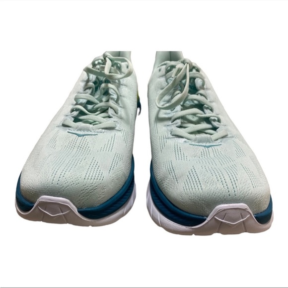 SOLD! New HOKA Men’s Running Mach 4 Sneakers - Picture 9 of 10